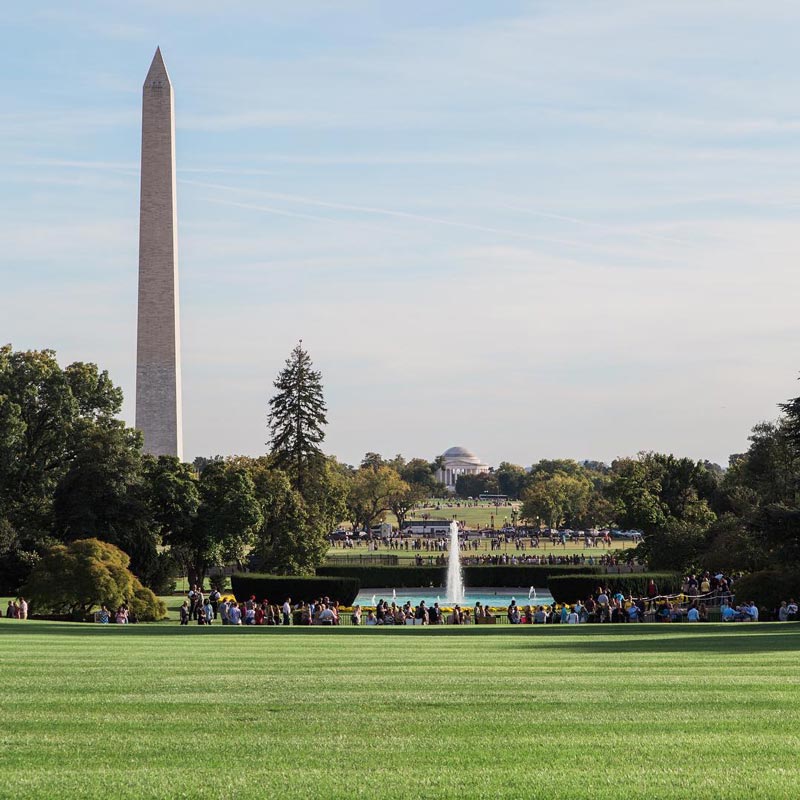 @abroadwife - View of National Mall from South Lawn during White House Garden Tour - Free activities in Washington, DC