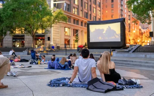 Movies on the Navy Memorial
